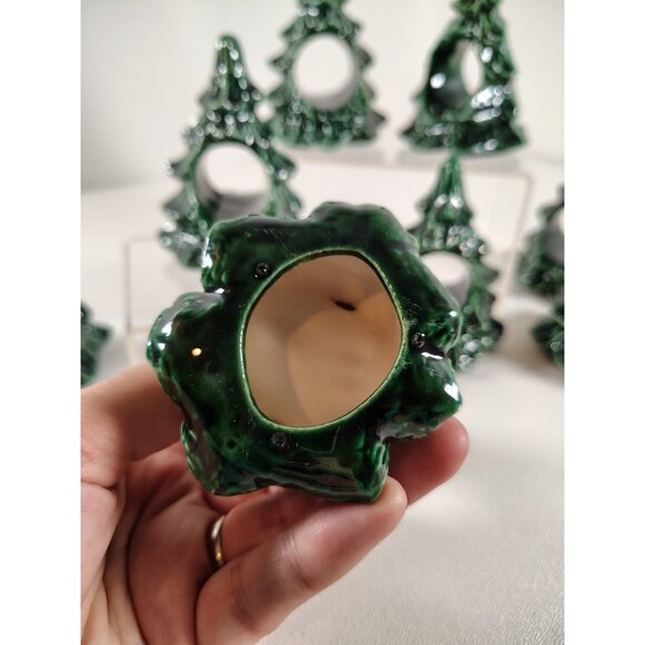 8 Vtg Ceramic Mold Christmas Tree Napkin Rings Green Hand Painted 3.5" Tall - Picture 5 of 5